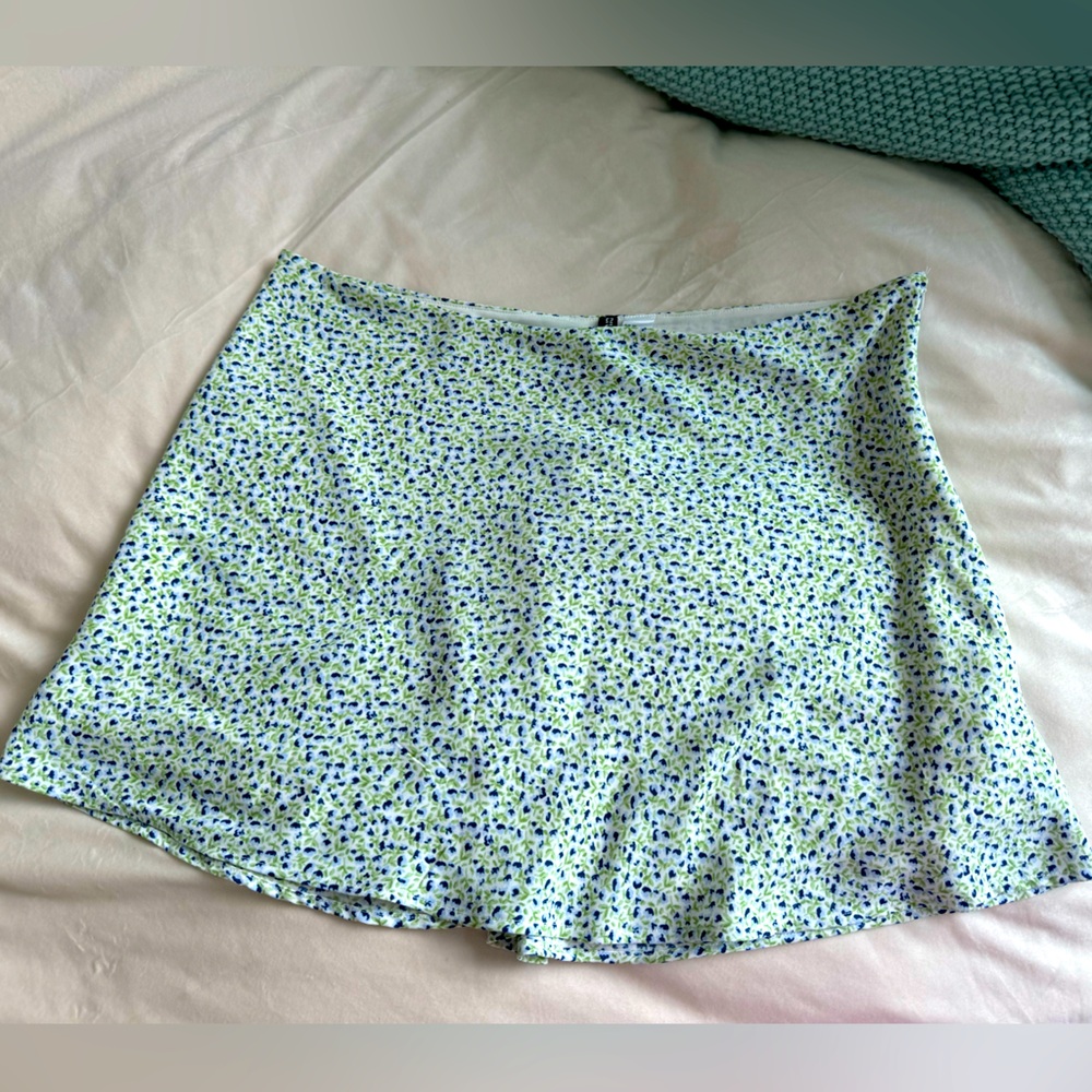 Lined Flower Plus Skirt